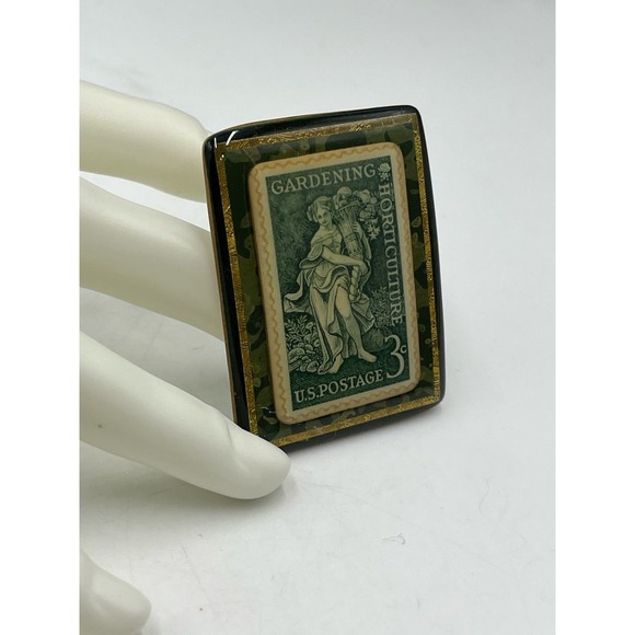 Art Stuff by Robyn 1958 Gardening & Horticulture Postage Stamp Brooch - Picture 4 of 10